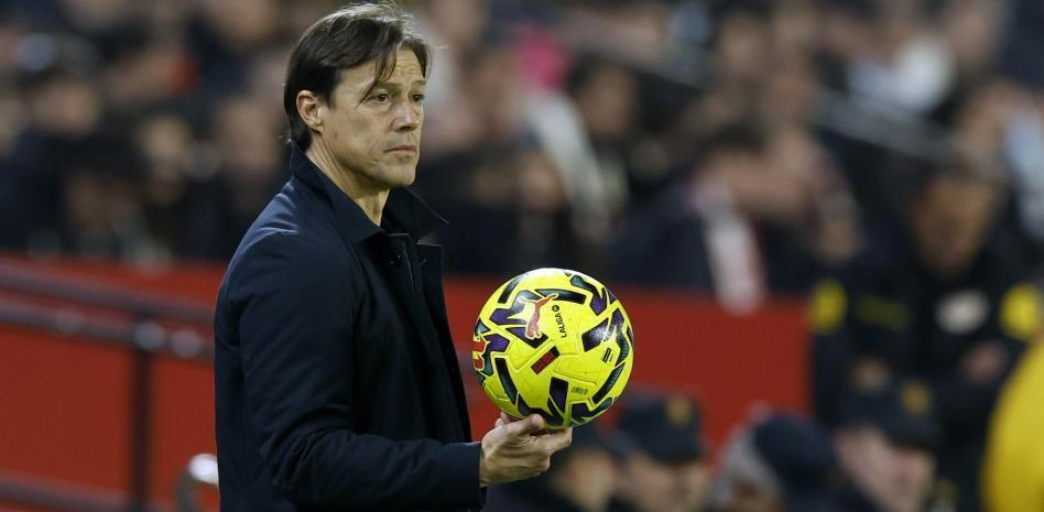 开云官网-塞维利亚主教练：我们和巴萨差距非常大，现在的他们志在夺冠